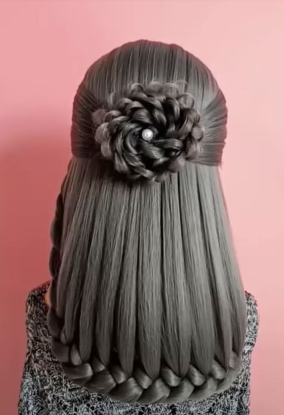 En tarz örgü saç modelleri