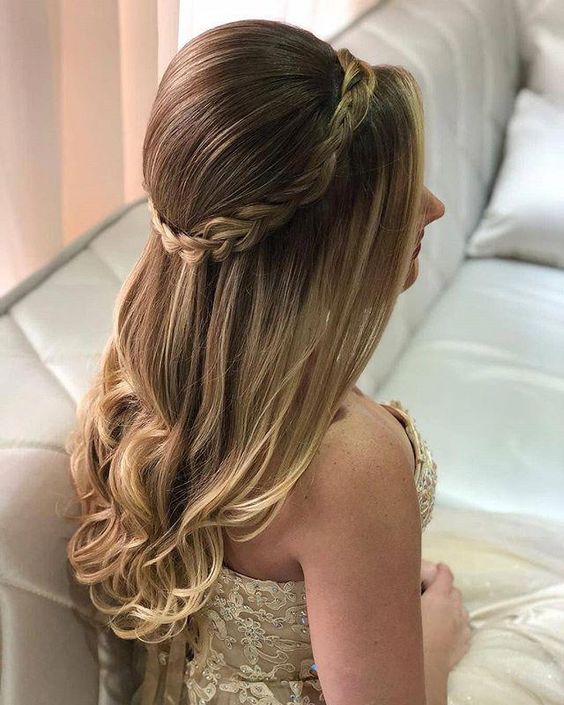 Açık gelin saçı örgülü saç