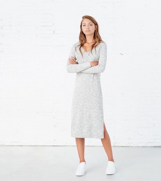 gri elbise altına ne renk çorap giyilir