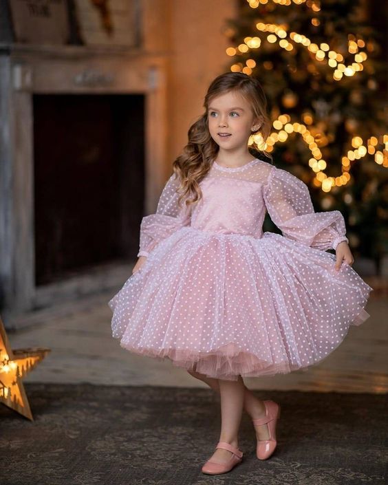 çocuk gelinlik saç modelleri