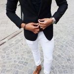 beyaz pantolon siyah gömlek kombinleri erkek