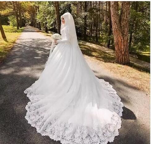 en güzel türbanlı gelinlik modelleri