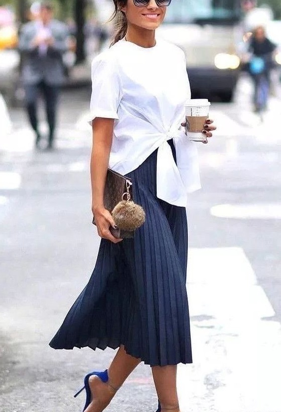 göbekli kadınlar için kombinler