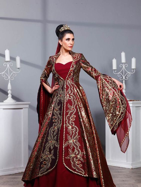 Osmanlı kına gecesi kıyafetleri