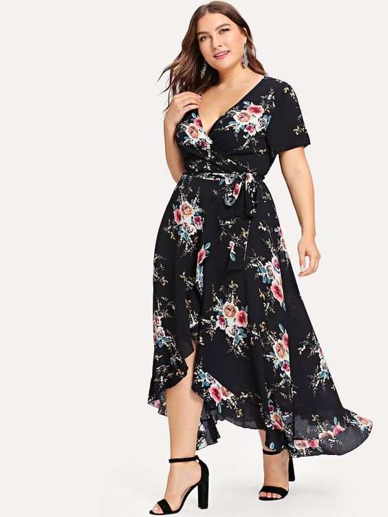 Balık Etli Bayanlar Nasıl Giyinmeli? Tarz Kadın