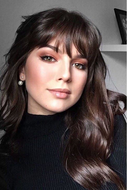 Ela göze yakışan saç rengi