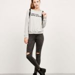 Skinny Jean Pantolon Üzerine Ne Giyilir