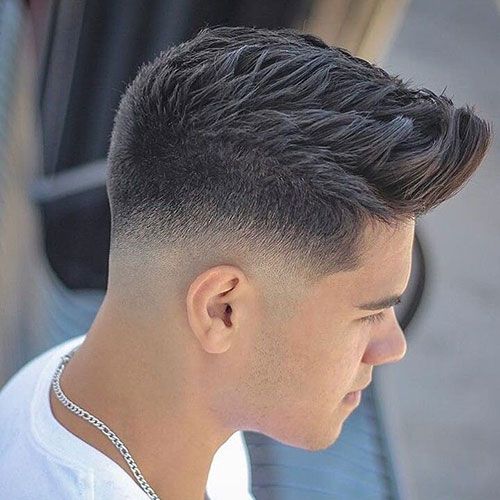 bu senenin taper fade saç modeli