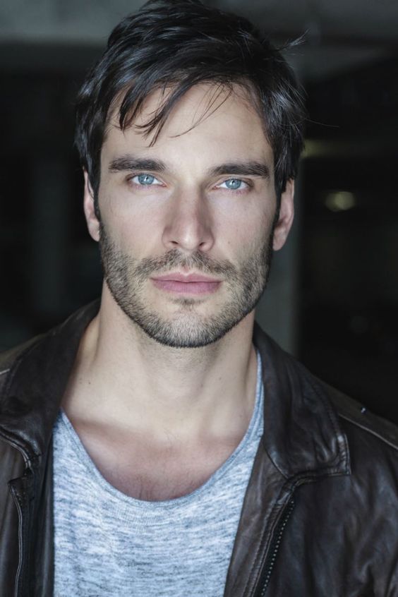 Kadınların Erkeklerde Sevdiği Saç Modeli