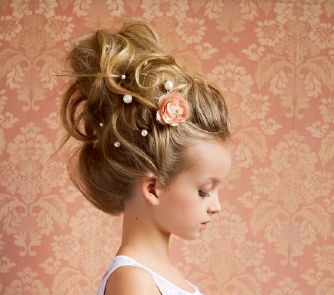 12 yaş için düğün saç modelleri