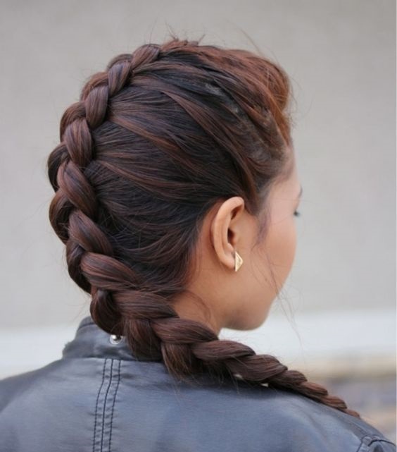 Okul için pratik saç modelleri lise