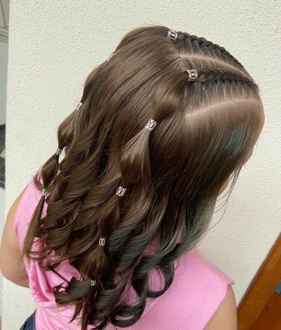 sac modelleri okul icin