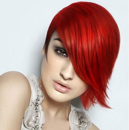 Kısa kırmızı saç