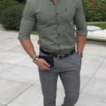 Nefti yeşil gömleğin altına ne renk pantolon olur erkek