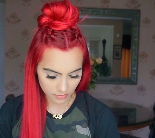 kırmızı saç siyah kaş