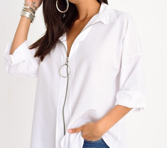 Beyaz gömleğin altına hangi renk atlet giyilir