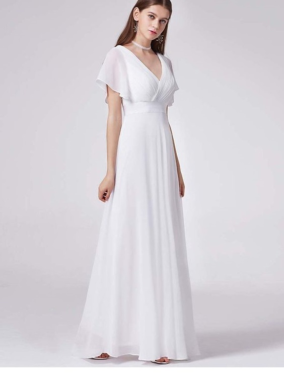 İçini gösteren beyaz elbiseler için çözüm