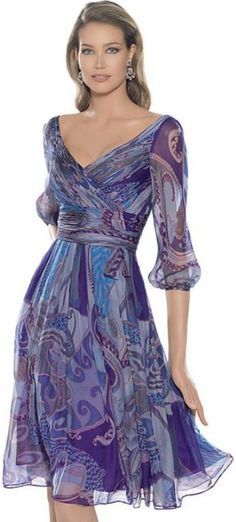 kısa-şifon-elbiseye-saç-modelleri