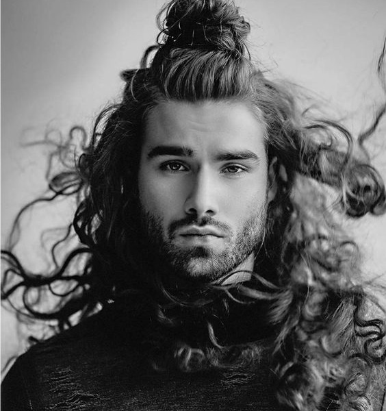 Dogal-kivircik-sac-toplama-modelleri-erkek