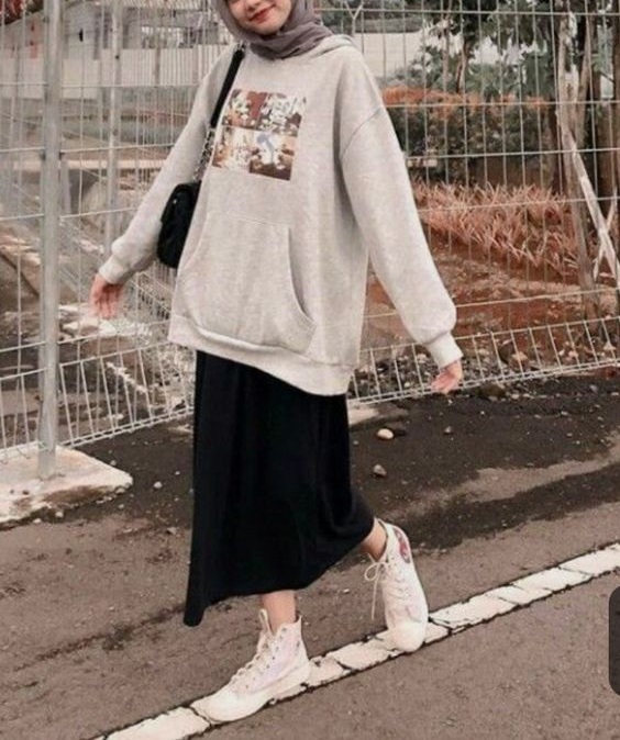 Sweatshirt-etek-kombinleri-tesettur