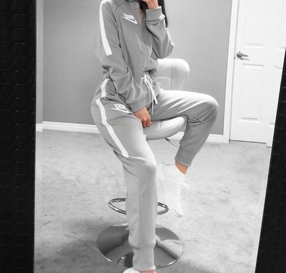 gri-esofman-kombinleri-kadin