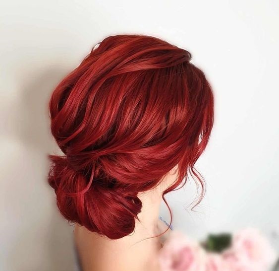 Ateş kızılı saç rengi kimlere yakışır