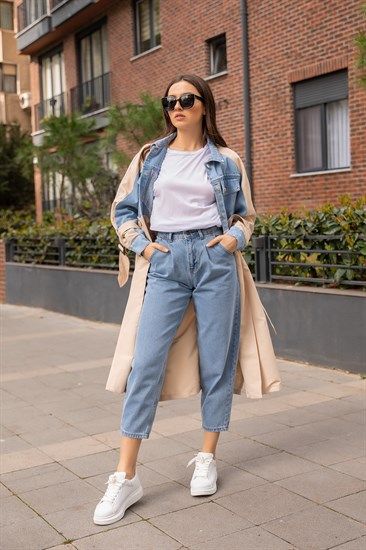 mom jeans